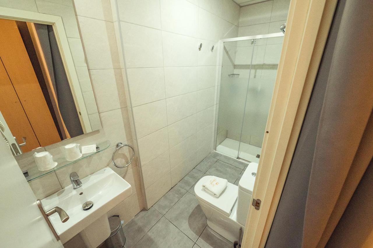 Hostal Live Natura Barcelona (Adults Only) Ngoại thất bức ảnh
