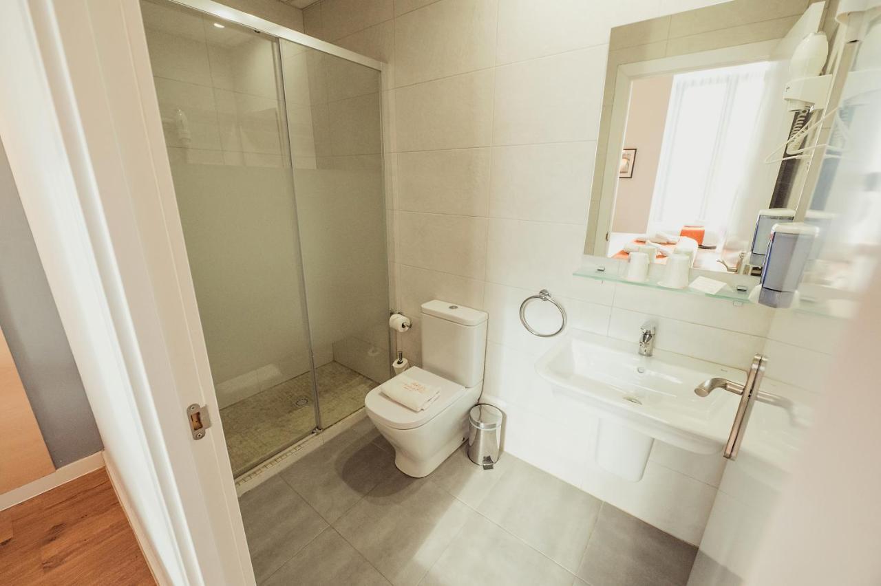Hostal Live Natura Barcelona (Adults Only) Ngoại thất bức ảnh