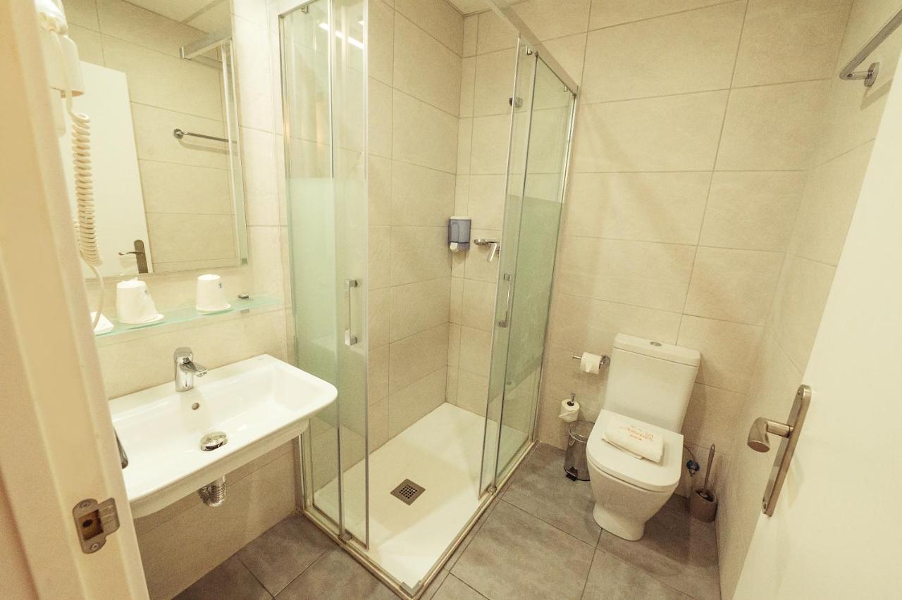 Hostal Live Natura Barcelona (Adults Only) Ngoại thất bức ảnh