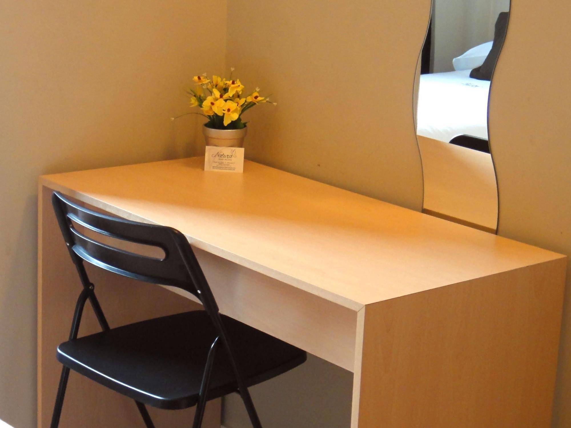 Hostal Live Natura Barcelona (Adults Only) Ngoại thất bức ảnh